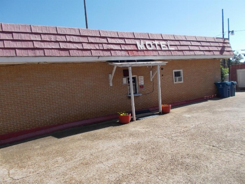 Hillside Motel image 18