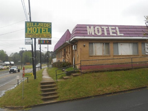 Hillside Motel image 41
